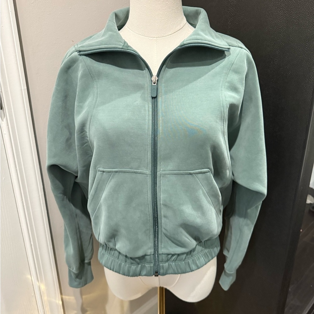 Lululemon Athletica brushed softstream funnel neck in Medium Forest